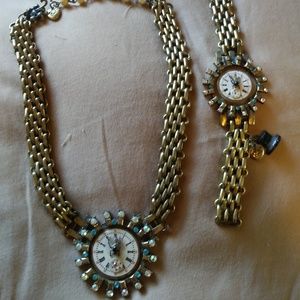 Betsey Johnson necklace and bracelet set